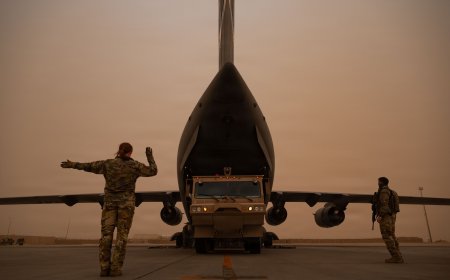 Ιπτάμενο τάνκερ των ΗΠΑ έπεσε στο Ιράκ: 4 νεκροί