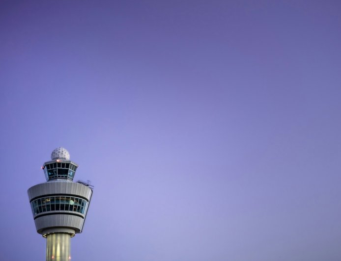 Ντουμπάι – Ιράν: Χτύπημα σε ένα από τα πιο πολυσύχναστα αεροδρόμια του κόσμου