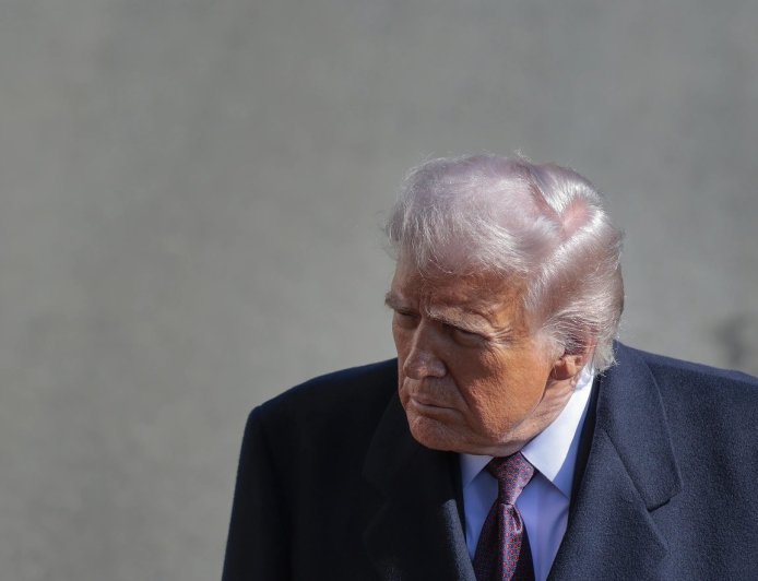 Τραμπ για Ιράν: «Ζήτησαν συνομιλίες και δέχτηκα» – Διαψεύδει η Τεχεράνη