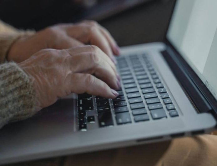 Ψηφιακή ενδυνάμωση ηλικιωμένων και ατόμων με αναπηρία: Πώς υποβάλλεται η αίτηση
