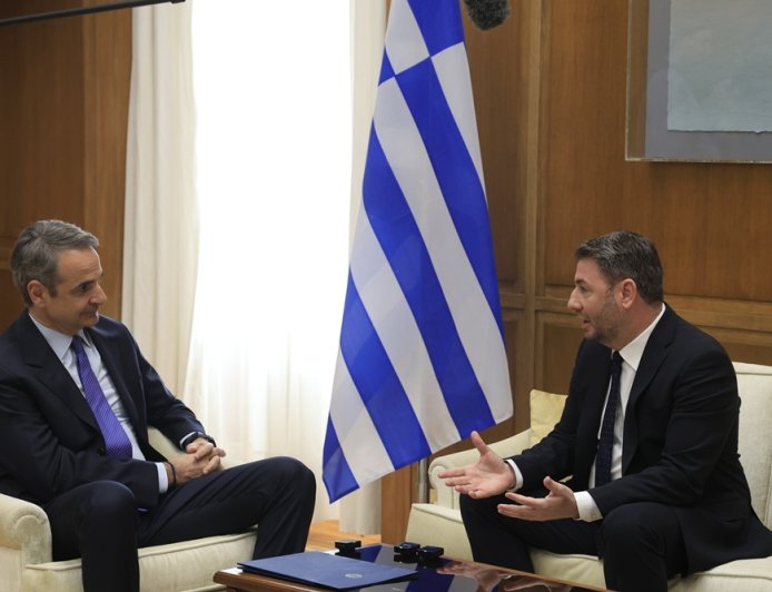 Μητσοτάκης – Ανδρουλάκης: Συνάντηση στο γραφείο του πρωθυπουργού