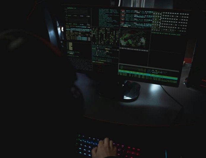 Παιδιά από 14 έως 17 χρονών θύματα εκβιασμού σε υπόθεση παιδικής πορνογραφίας