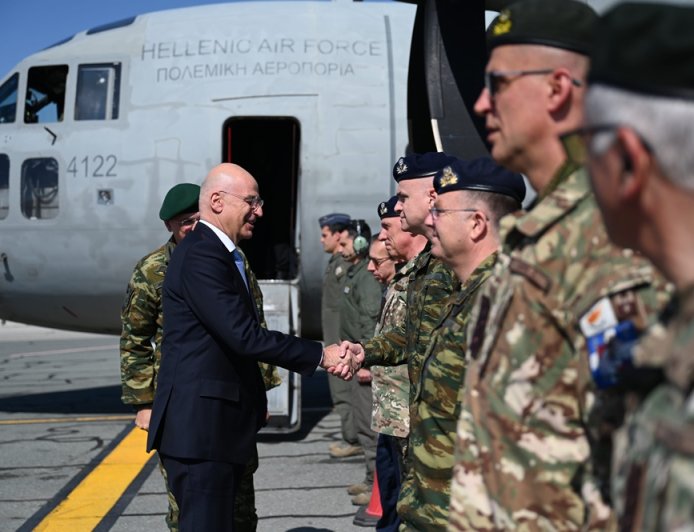 Νίκος Δένδιας από Λευκωσία: «Η Ελλάδα θα είναι εδώ σε όλη τη διάρκεια της κρίσης»