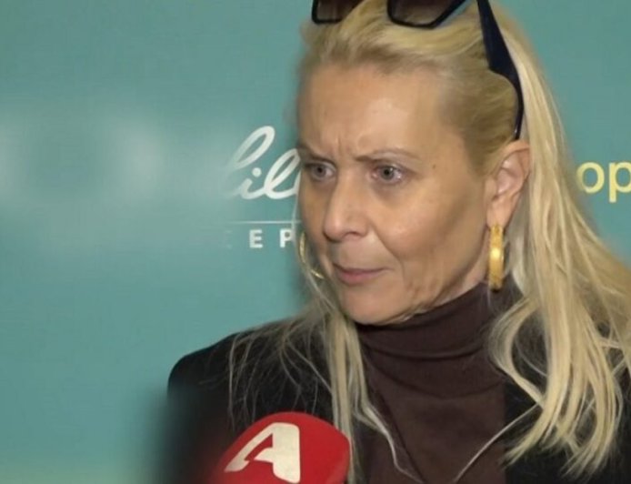 Κατερίνα Γκαγκάκη για Κώστα Δόξα και J2US: «Δεν έχει να κάνει με απομάκρυνση, έχει να κάνει με μια κοινή συζήτηση και απόφαση»