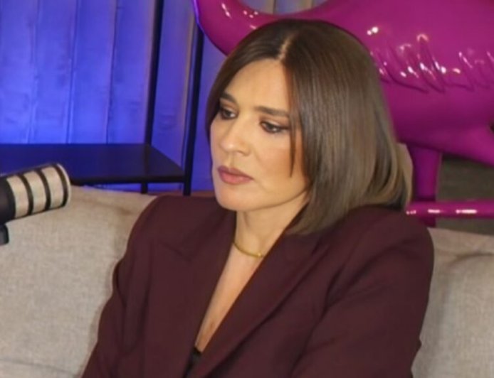 Δάκρυσε η Μαρία Ναυπλιώτου: «Μόλις είχαν πεθάνει οι γονείς μου και παρακάλεσα να μπει ο αδελφός μου, ήταν πολύ συγκινητικό»