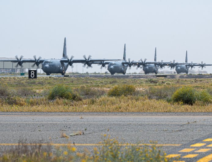 Ακρωτήρι – Ιράν: Drone έπληξε υπόστεγο που χρησιμοποιείται από άκρως απόρρητα κατασκοπευτικά αεροσκάφη