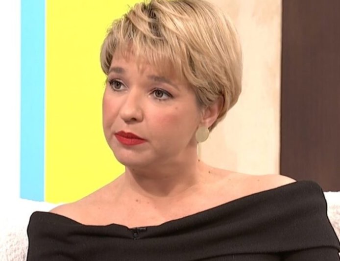 Νάντια Κοντογεώργη: «Είχα ατελείς γονείς, ήμουν ατελές παιδί, ήμασταν ατελής οικογένεια»