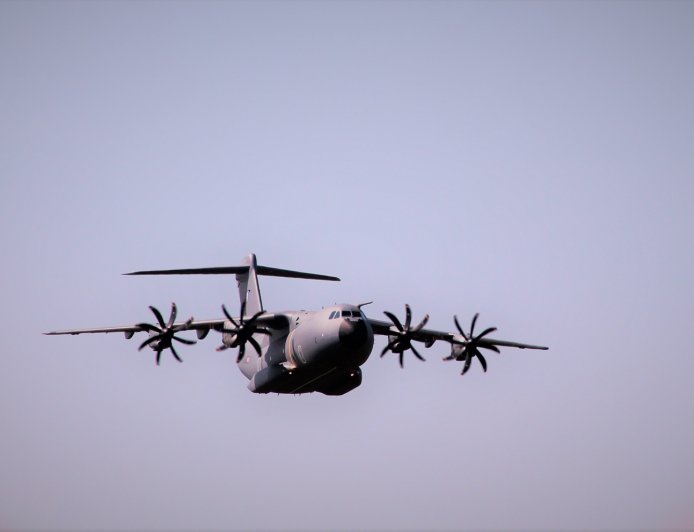 Επαναπατρισμός Ελλήνων από Άμπου Ντάμπι: «Είμαστε συγκινημένοι, περάσαμε λίγο δύσκολα»