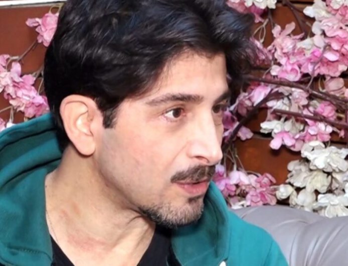 Χρήστος Σπανός: «Ξεκίνησα την ψυχοθεραπεία όταν έχασα τον πατέρα μου, ήταν κάτι που με κλόνισε»