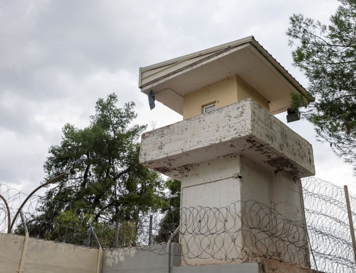 Διακινητές ναρκωτικών με εντολές έγκλειστου Αλβανού ετοίμαζαν εμπρησμούς σε σπίτια αστυνομικών