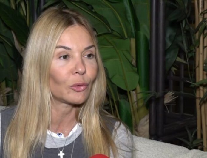 Χριστίνα Παππά: «Δεν έχω χρόνο για προσωπική ζωή αλλά δεν με ενδιαφέρει κιόλας, περνάω κλιμακτήριο»