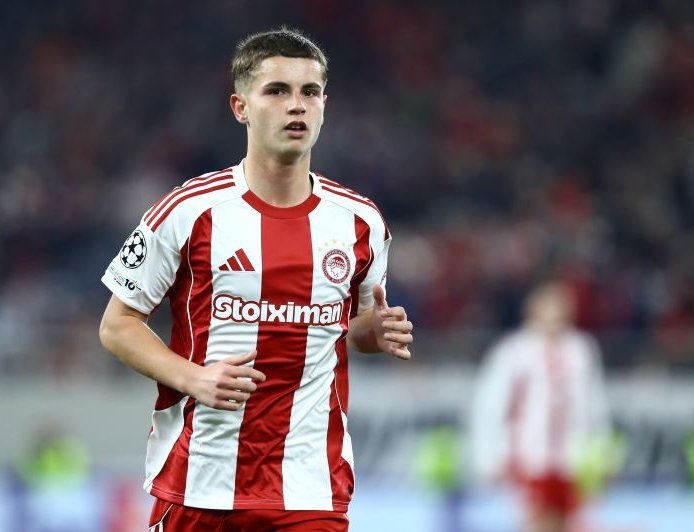 Μουζακίτης – Παρί Σεν Ζερμέν: Στο στόχαστρο της ομάδας ο νεαρός μέσος