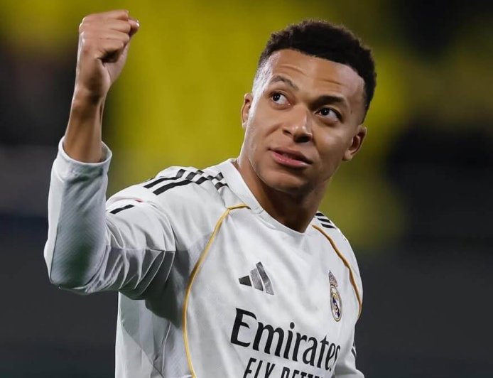 Εμπαπέ δίπλωμα οδήγησης: Ολοκλήρωσε τα μαθήματα ο Γάλλος σούπερ σταρ