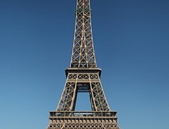 To Γυμνάσιο Καλλίστης ταξίδεψε στο Παρίσι για να συμμετάσχει στο 5ο Διεθνές Μαθητικό Συνέδριο