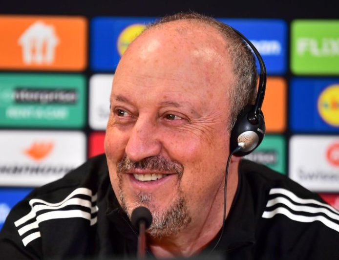 Μπενίτεθ συνέντευξη Τύπου: Συγκρατημένη αισιοδοξία για τον αγώνα με την Μπέτις