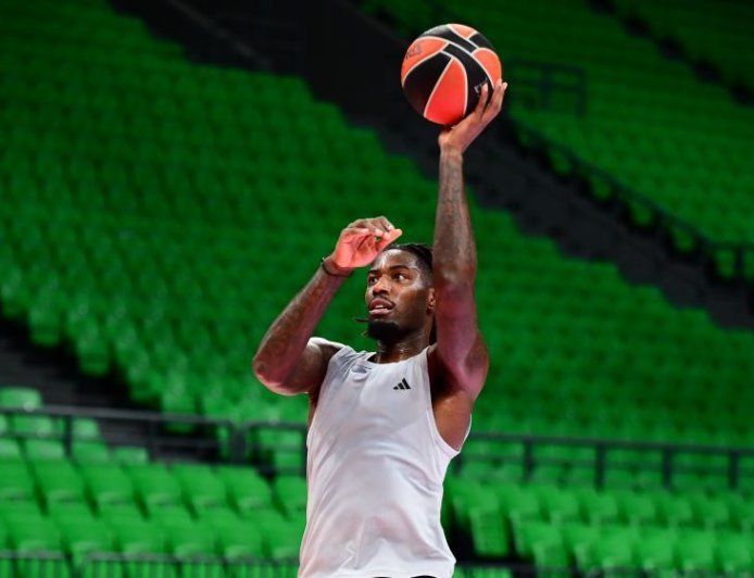 Λεσόρ επιστροφή: Το μήνυμα της συζύγού του