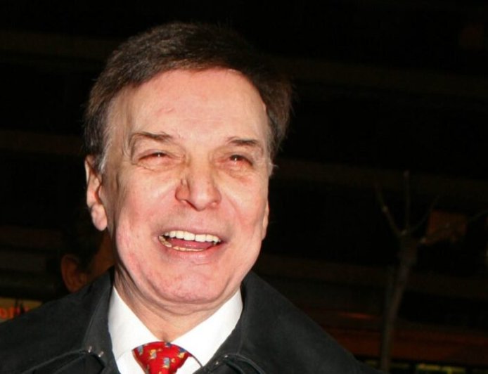 Γιώργος Μαρίνος – Όσα αποκάλυψε συγκινημένη η ιδιοκτήτρια του γηροκομείου που τον φιλοξενούσε: «Κάθε μέρα τραγουδούσε»