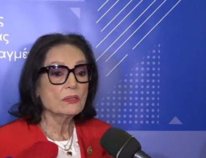 Νάνα Μούσχουρη για Γιώργο Μαρίνο: «Όταν ζεις και γνωρίζεις κάποιον είναι σαν να σου φεύγει ένα μέλος του σώματός σου»