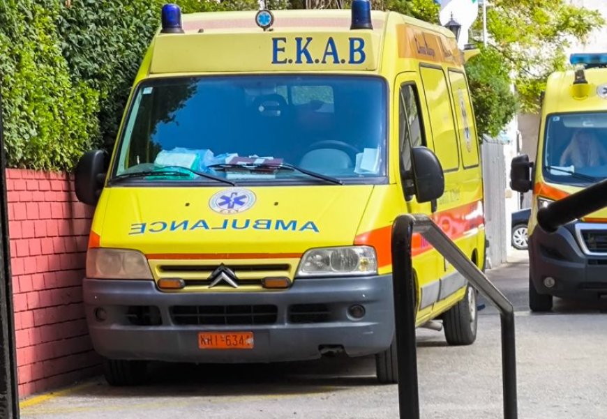 Καλάβρυτα: Νεαρή οδηγός καρφώθηκε σε δέντρο με το αυτοκίνητό της