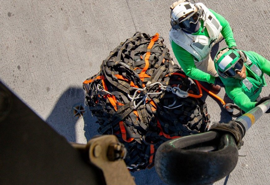 Σούδα – Ιράν: Πόσο πιθανό είναι να βρεθεί η Ελλάδα στο στόχαστρο της σύγκρουσης