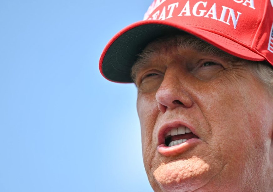 Τραμπ για Ιράν: Δεν έχουμε αρχίσει καν να τους χτυπάμε σκληρά