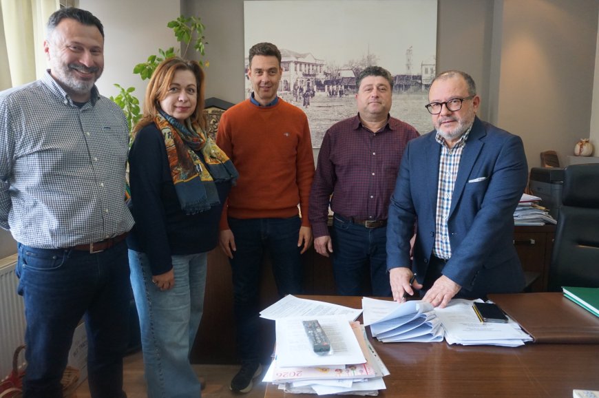 «Έπεσαν» οι υπογραφές και ξεκινά η ανέγερση αίθουσας πολλαπλών χρήσεων στο 1ο Γυμνάσιο Κομοτηνής