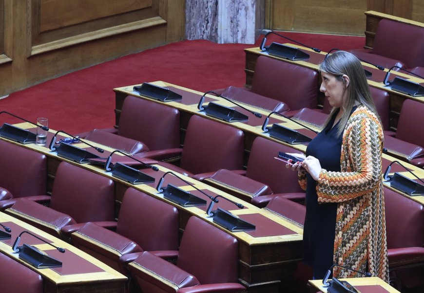 Ζωή Κωνσταντοπούλου: Αίτημα για σύγκληση της Ολομέλειας με αντικείμενο την Εξωτερική Πολιτική και την Εθνική Στρατηγική