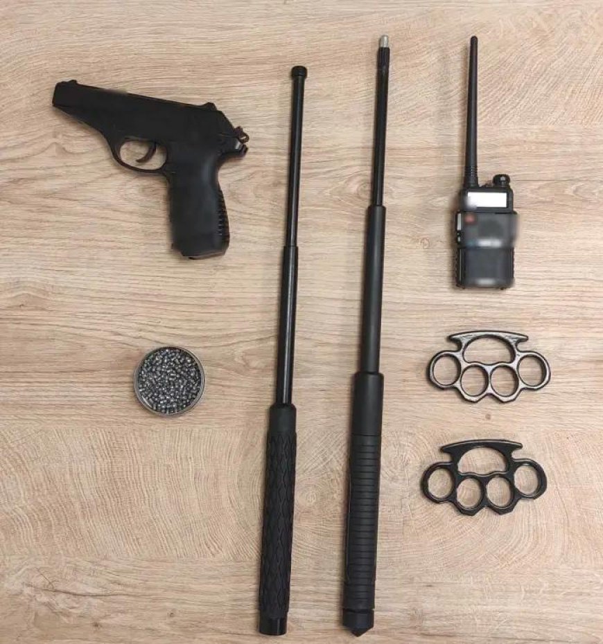 Με «εξοπλισμό αστυνομικού» μετέφερε 7,7 κιλά κάνναβης στην Καστοριά