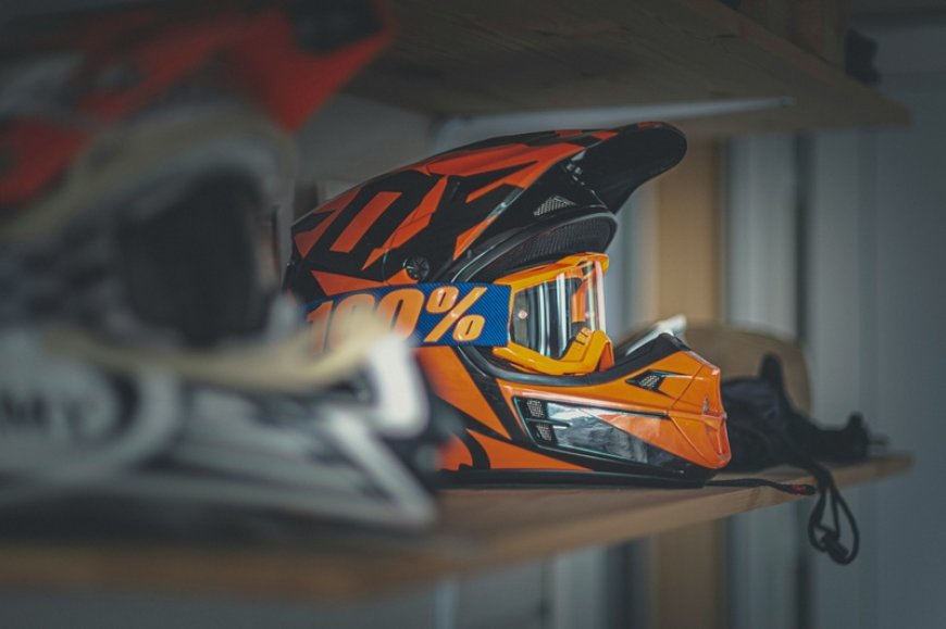 30χρονος έκανε σούζες και σόου με τη μηχανή του σε δρόμους της Αττικής