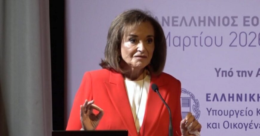 Ντόρα Μπακογιάννη: Η άγνωστη ιστορία από την περίοδο που ήταν έγκυος – «Και τι προτείνετε τώρα που έχω παιδί αγνώστου πατρός; Να το καταπιώ;»