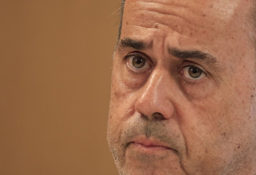 Κωνσταντοπούλου – Παπασταύρου: Σύγκρουση στη Βουλή