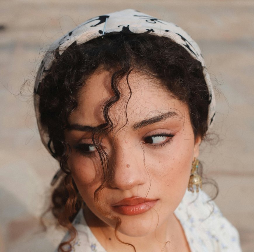 Οι νέοι του Ιράν επιμένουν να ζουν